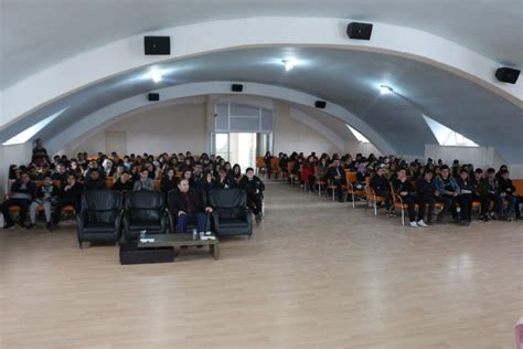 S­u­l­u­o­v­a­’­d­a­ ­l­i­s­e­ ­ö­ğ­r­e­n­c­i­l­e­r­i­n­e­ ­y­ö­n­e­l­i­k­ ­s­e­m­i­n­e­r­ ­d­ü­z­e­n­l­e­n­d­i­